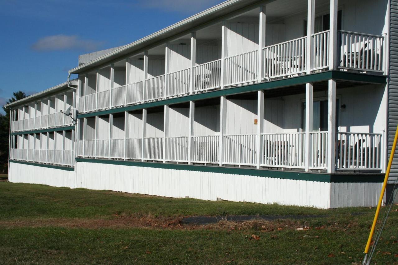 Windrifter Resort Wolfeboro Buitenkant foto