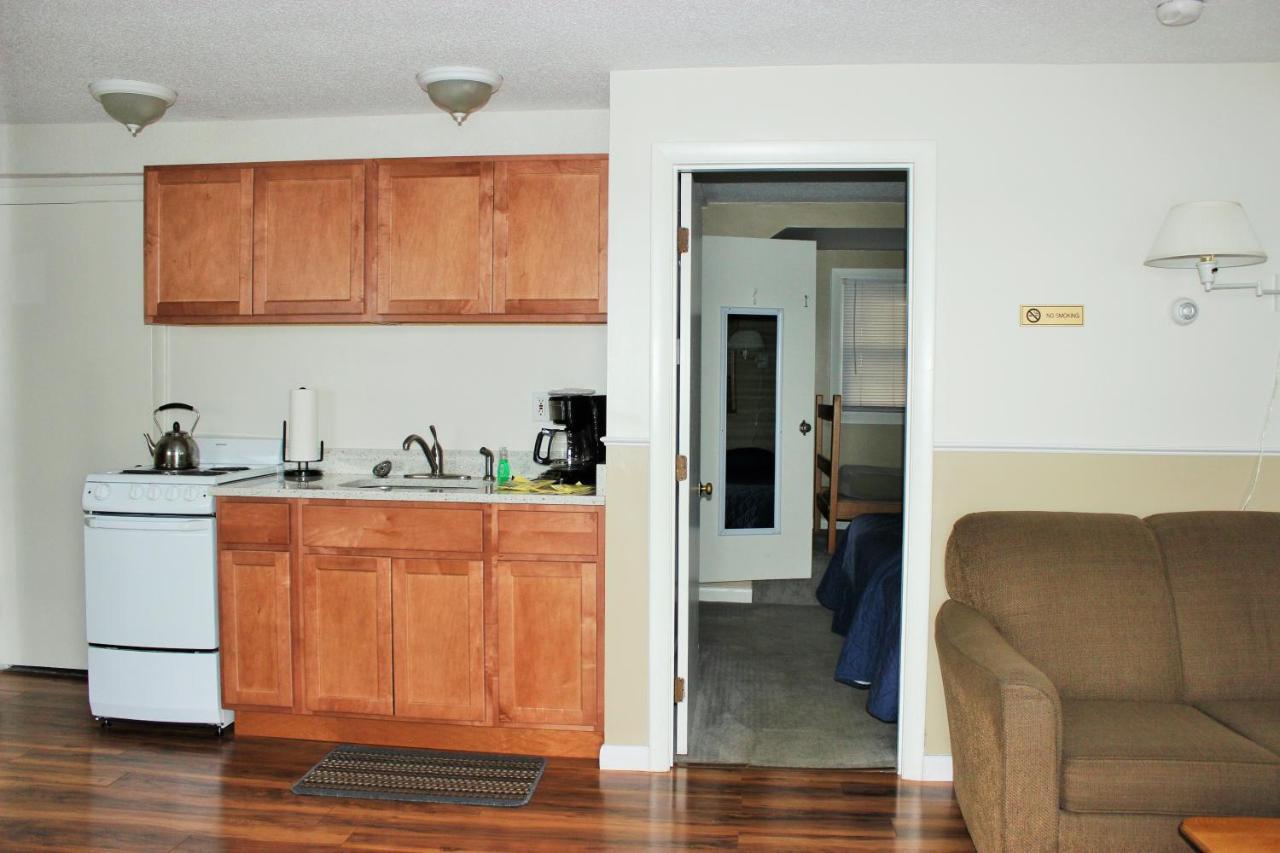 Windrifter Resort Wolfeboro Buitenkant foto