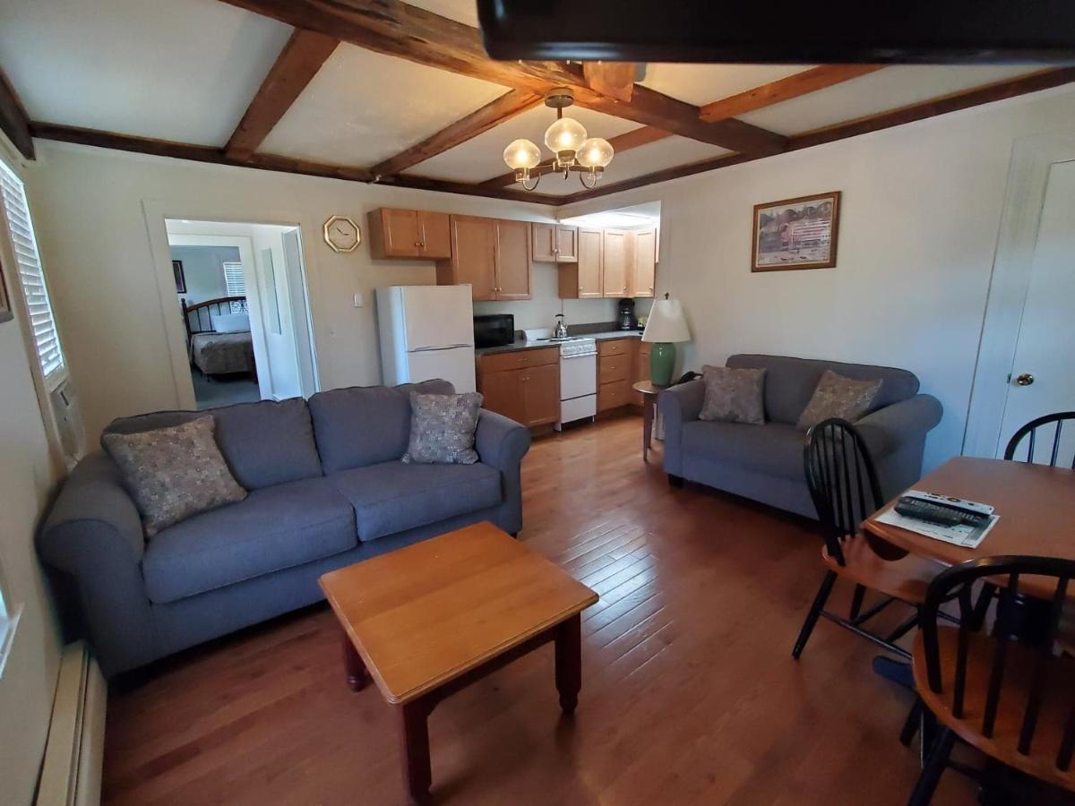 Windrifter Resort Wolfeboro Buitenkant foto
