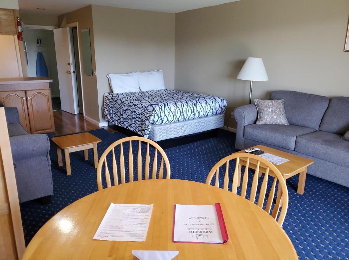Windrifter Resort Wolfeboro Buitenkant foto