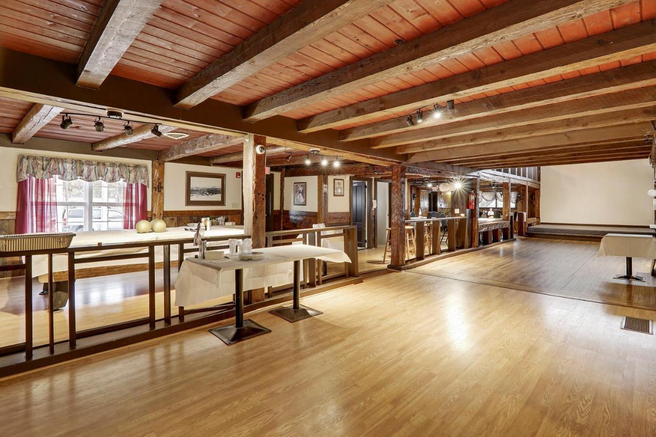 Windrifter Resort Wolfeboro Buitenkant foto